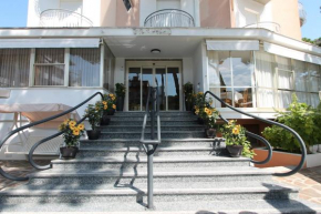 Hotel Escorial Cervia